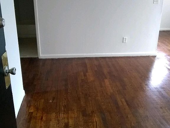 2nd image of 8388 Anthony Wayne Ave APT 5
