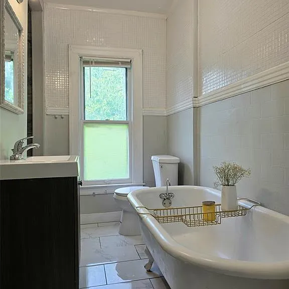 2927 Seyburn St — Photo 18