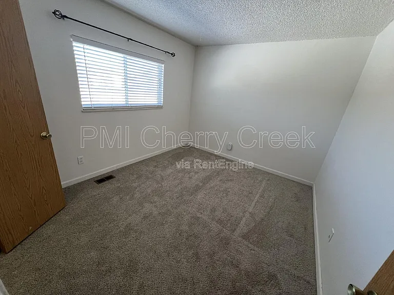 5615 S Malta St — Photo 27