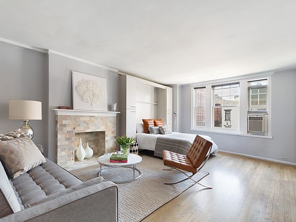 3rd image of 299 W 12th St APT 3D1