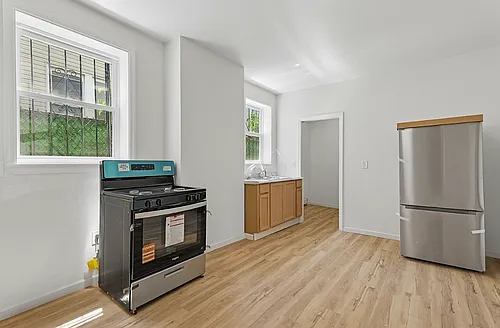 55 Hawkins St #1 Photo 1