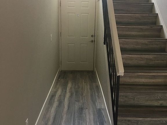 3rd image of 1675 Vernon St Unit 34