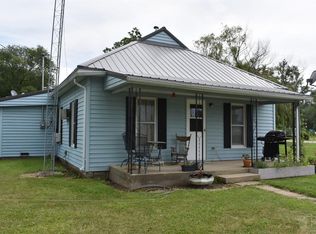 215 E 2nd St N, Exline, IA 52555