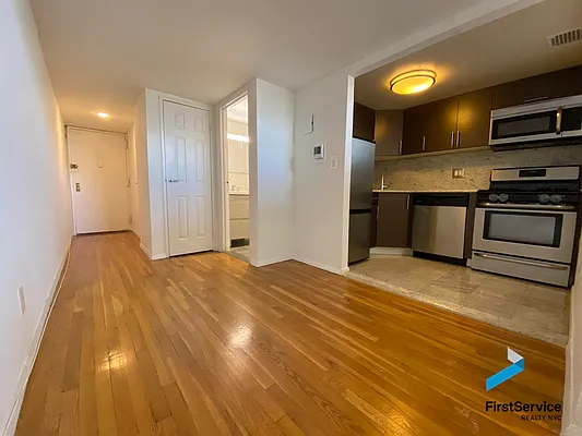 Rented by FirstService Realty (legacy) | media 25