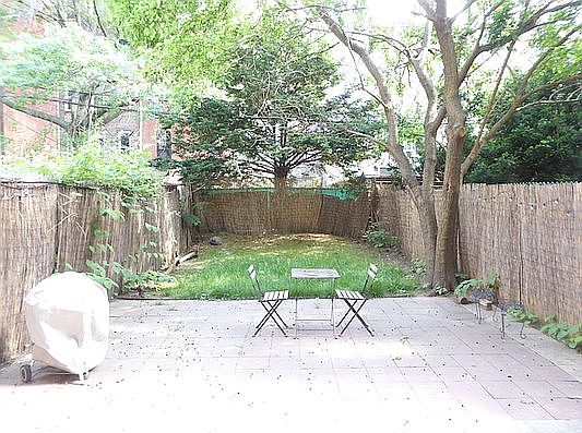 1st image of 172 Halsey St #1
