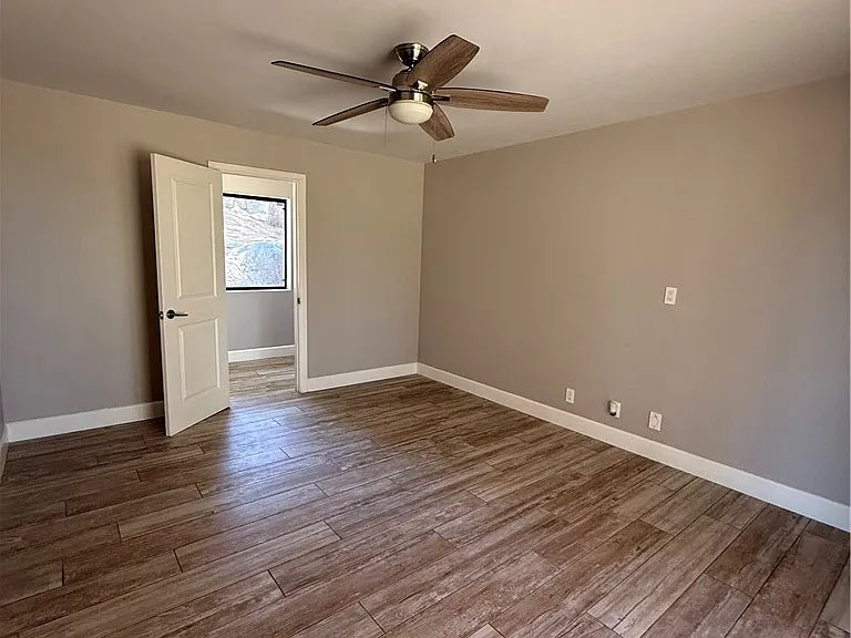 27258 Kiavo Dr — Photo 14