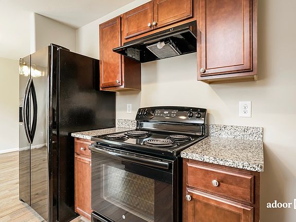 5th image of 3985 Shallowcreek Ct