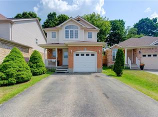 916 Veronica Ct, Kitchener, ON N2A4G4