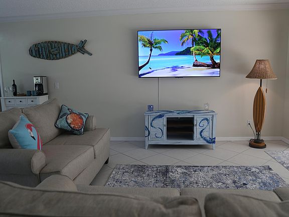 2nd image of 1485 Treasure Cove Ln