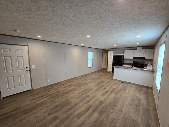 3rd image of 500 E 50th St S Lot 1