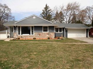5736 W Betty Ln, Brown Deer, WI 53223