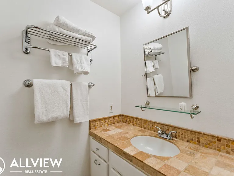 280 Cagney Ln #220 — Photo 22