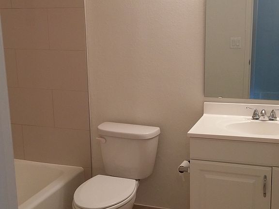 5th image of 1042 Dolly Ln