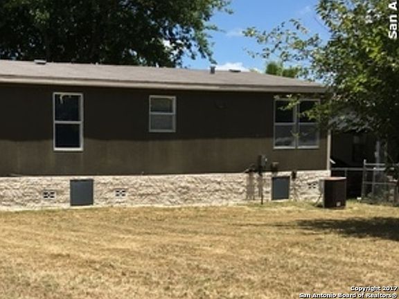 4th image of 15796 Heidelberg Dr