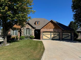 1428 N Rockingham Ave, Nixa, MO 65714