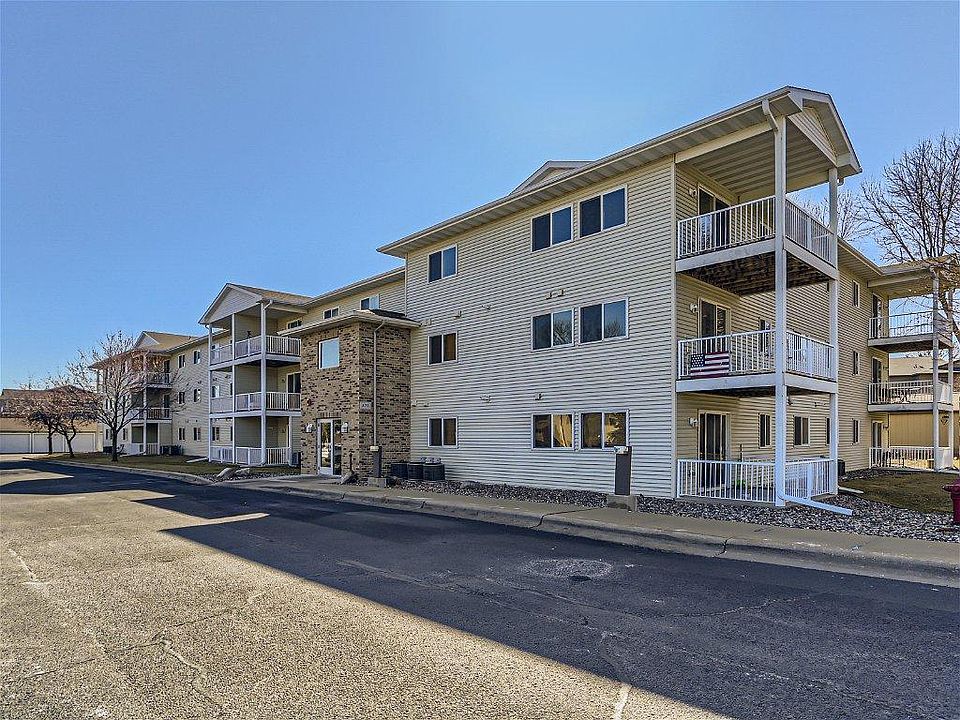 1st image of 875 Bahls Dr APT 306