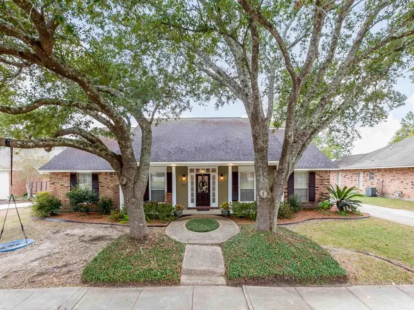 5232 Bull Run Dr, Baton Rouge, LA 70817