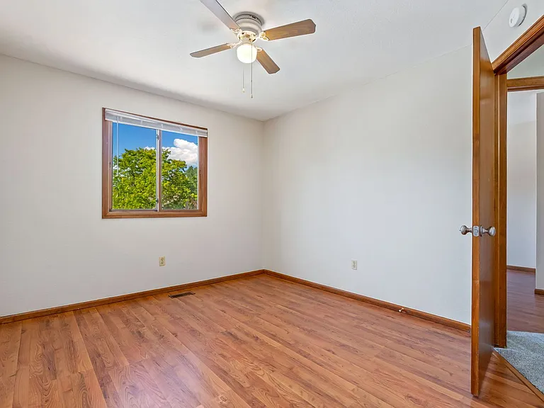 718 Justice Dr — Photo 14