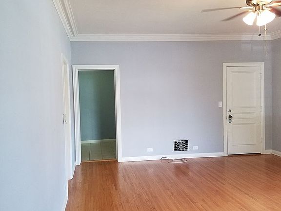 2nd image of 201 El Camino Dr APT A