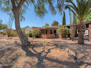 311 N Camino Del Vate, Green Valley, AZ 85614