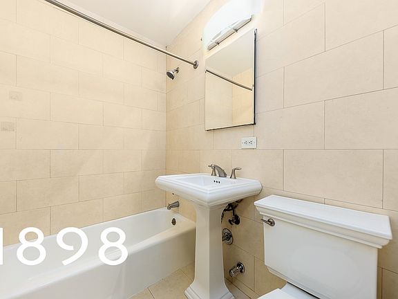 5th image of 135 W 96th St APT 4b
