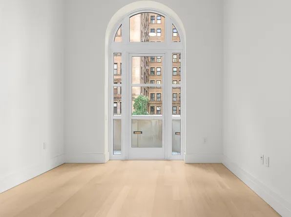 1165 Madison Avenue image 9 of 15