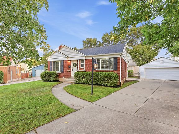 3rd image of 1147 E Ridgedale Cir