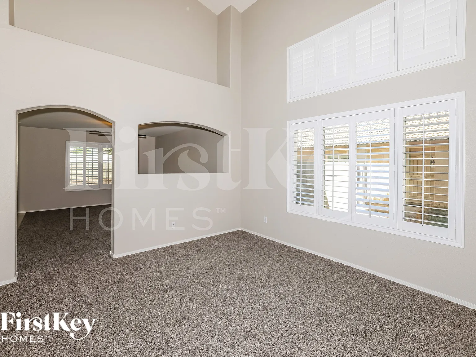 3 bed, 2.5 bath, 1860 sqft, $2,205 — Photo 3