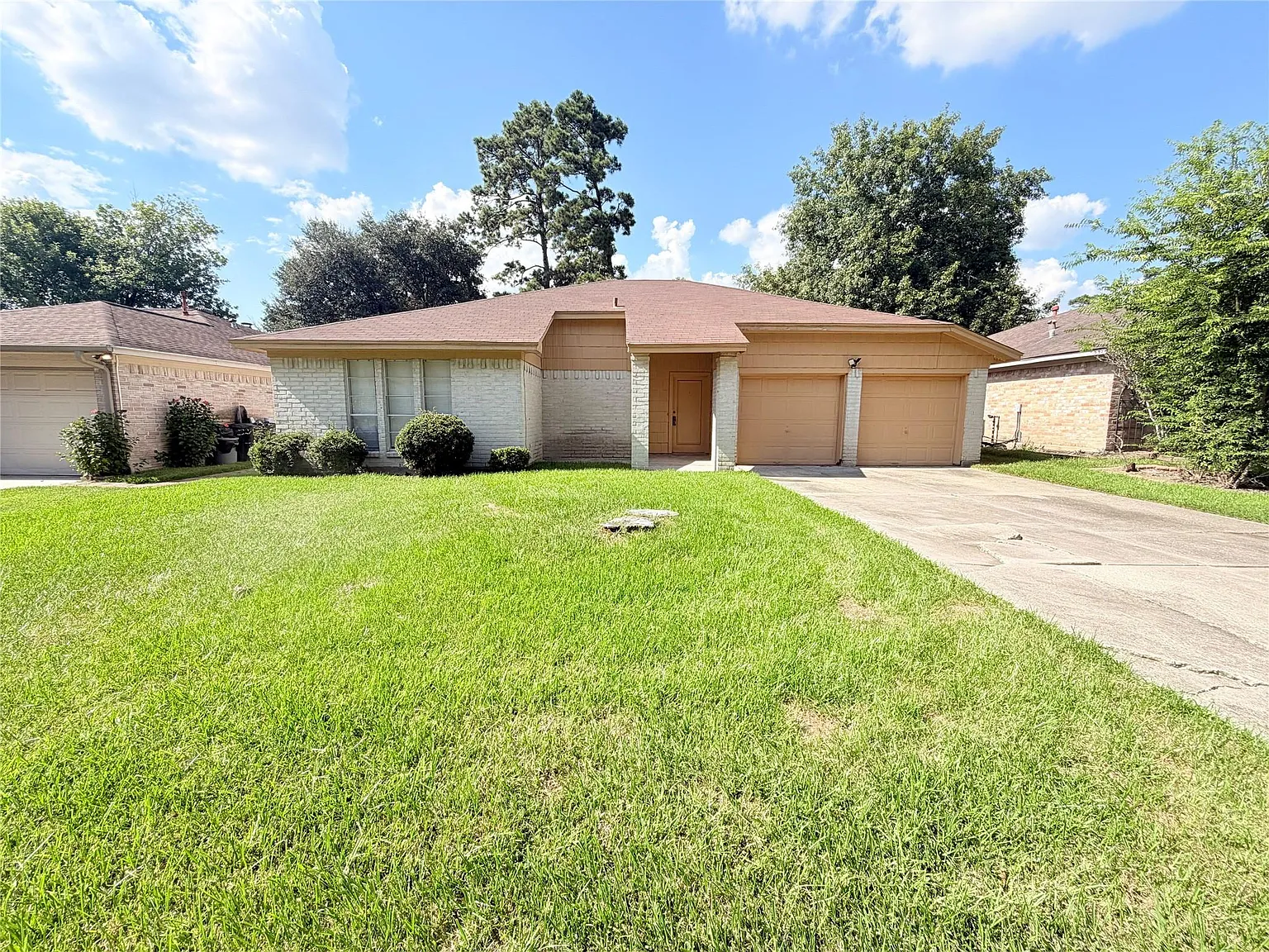 3 bed, 2.0 bath, 1539 sqft, $1,650 — Photo 1