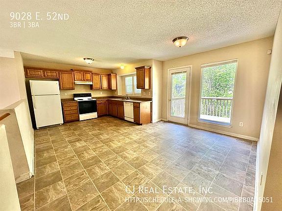 4th image of 9028 E 52nd St