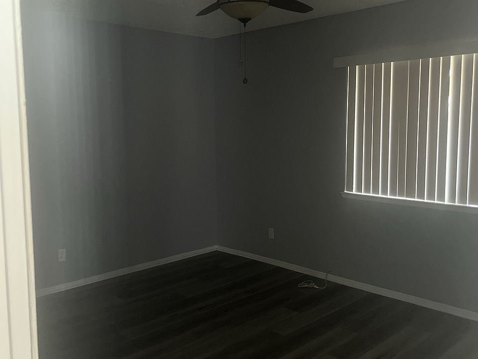1st image of 842 Ollie Way