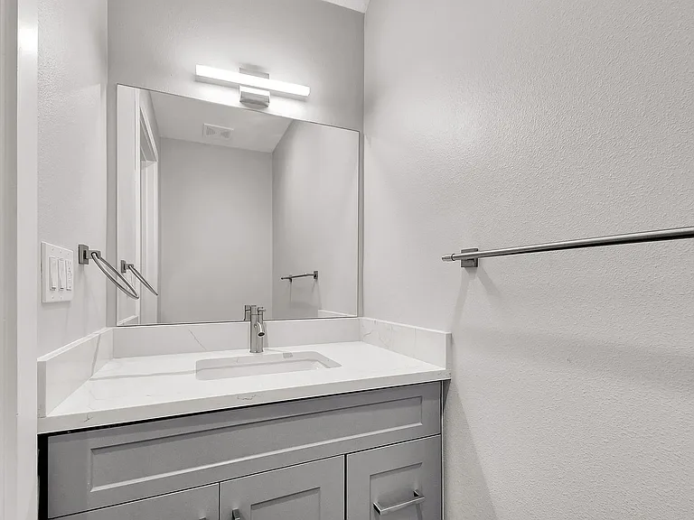 Prince Place Townhomes — Photo 30