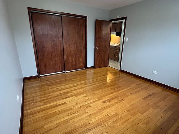 3rd image of 4329 W 95th St #20