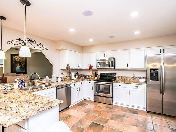 2nd image of 4139 E Pleasant Ln