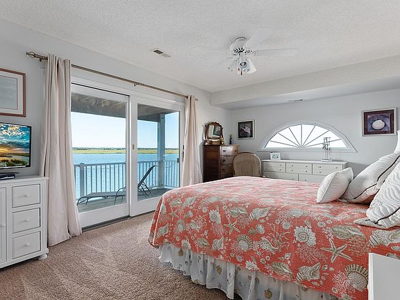 2nd image of 3608 Sounds Ave N #Sea