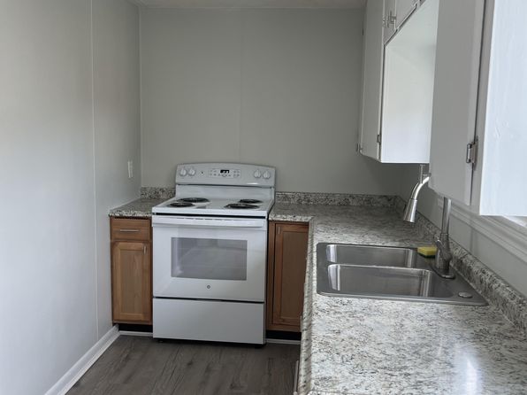 71 Pleasant St #4