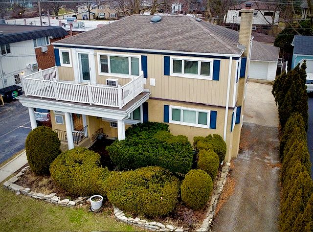 1st image of 4386 Woodland Ave