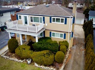 4386 Woodland Ave, Western Springs, IL 60558