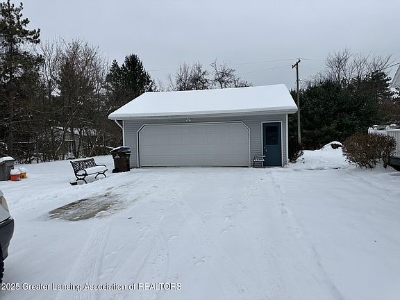 3rd image of 7426 Oak Hwy