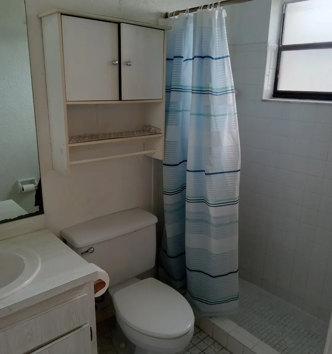 2 bed, 1200 sqft, $2,400 — Photo 3