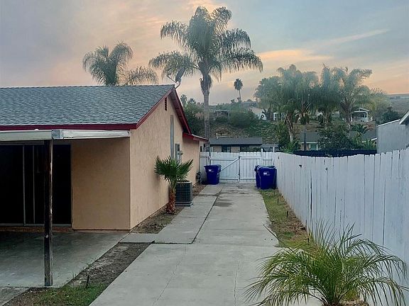 5th image of 5188 E Parker St