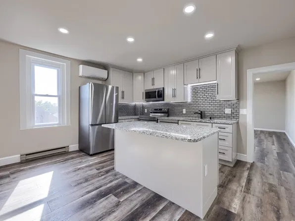75 E Main St, Mount Joy, PA