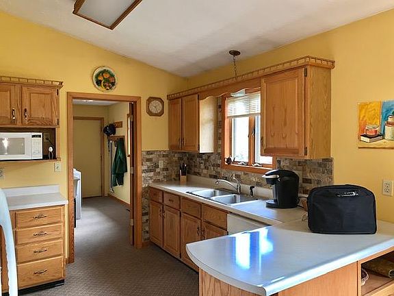 3rd image of 15997 Ponderosa Cir
