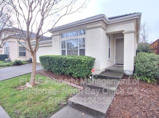 1887 Mallard Ln, Petaluma, CA 94954