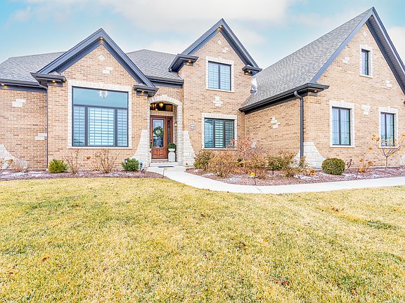 2nd image of 14301 Cecelia Ct