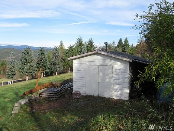 5th image of 224 Tanglewood Dr
