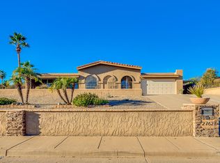 2762 E Gelding Dr, Phoenix, AZ 85032