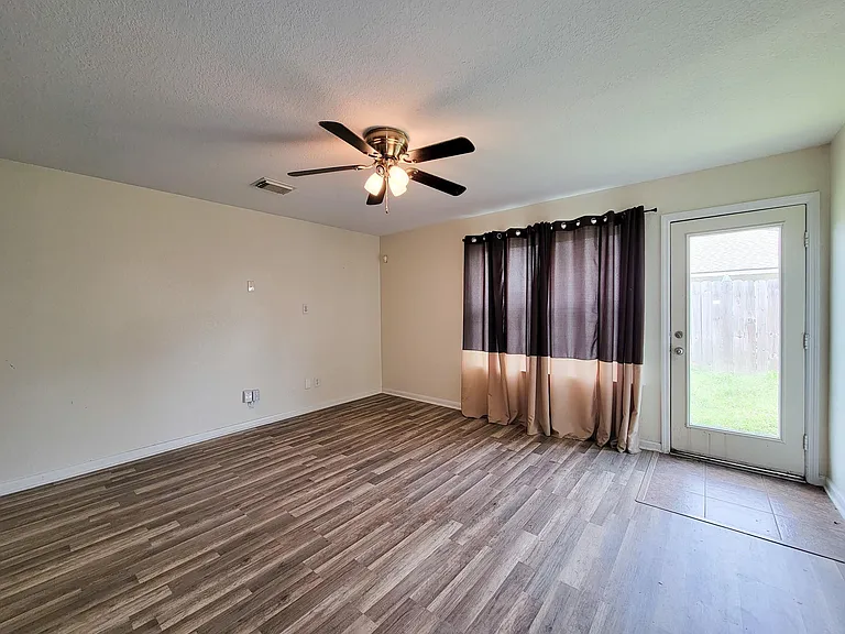 12835 Regal Oaks Bend Ln — Photo 17