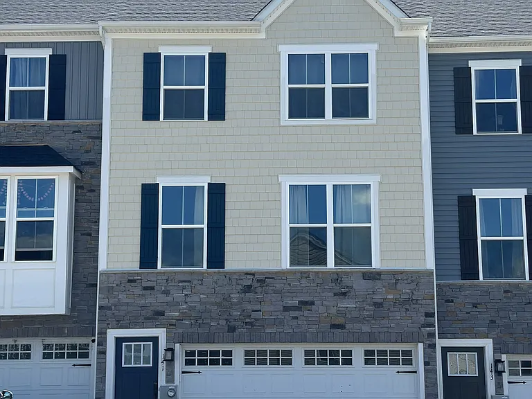 141 Arden Way — Photo 33