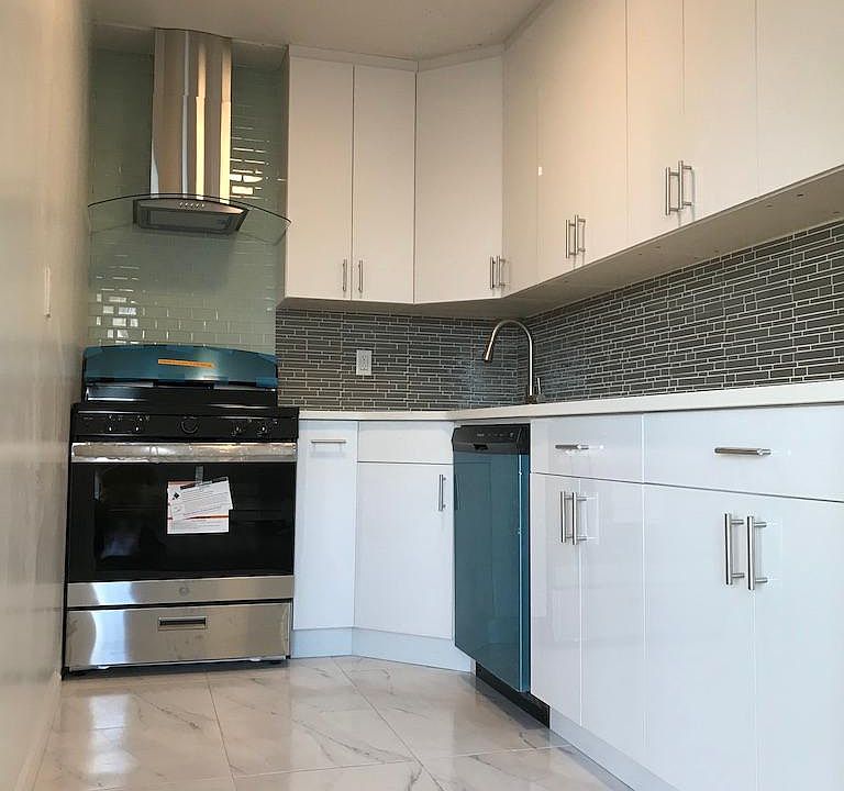 1st image of 1155 Warburton Ave APT 1M